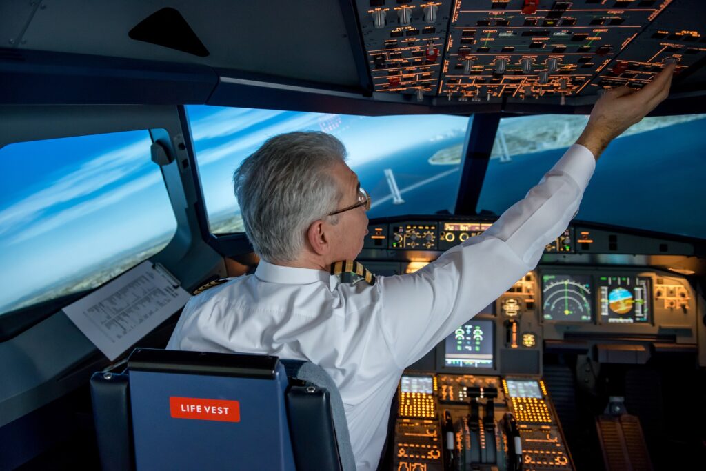 Simulator Training für mehr Routine und gegen Flugangst