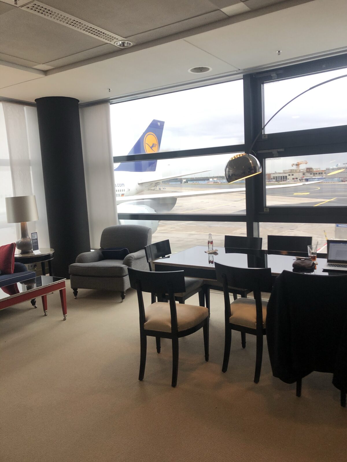 Review: Lufthansa Panorama Lounge in Frankfurt